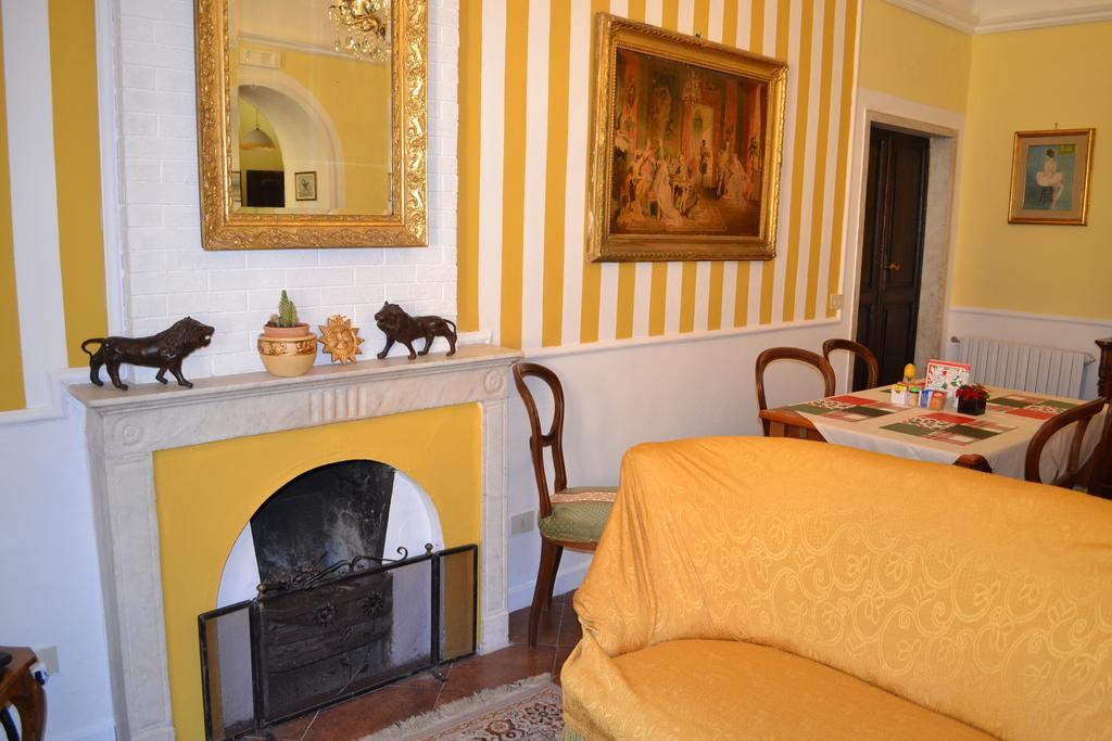 Corte Palazzo Picedi Benettini Sarzana Exteriér fotografie