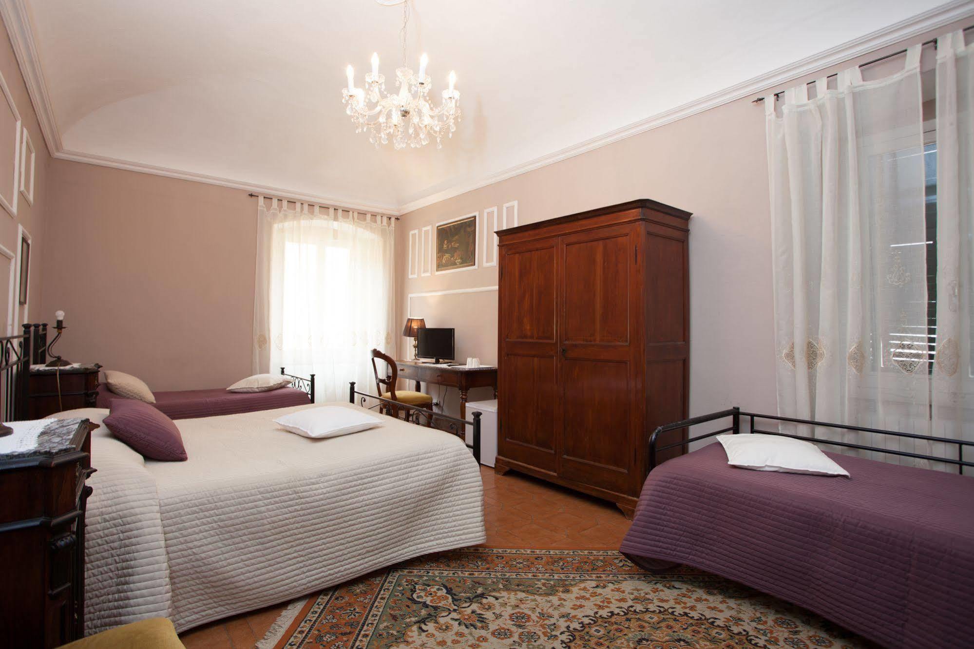 Corte Palazzo Picedi Benettini Sarzana Exteriér fotografie