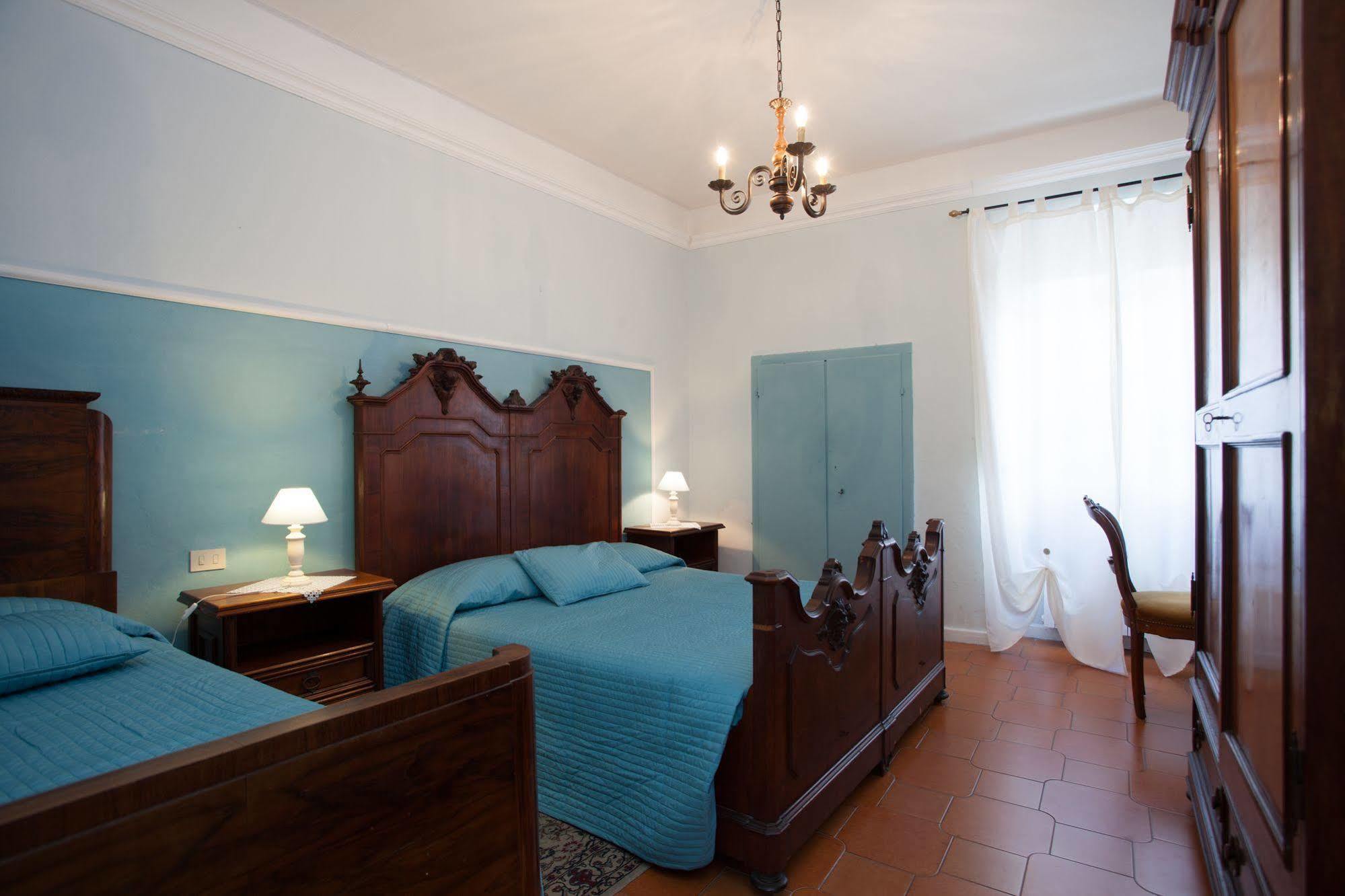 Corte Palazzo Picedi Benettini Sarzana Exteriér fotografie