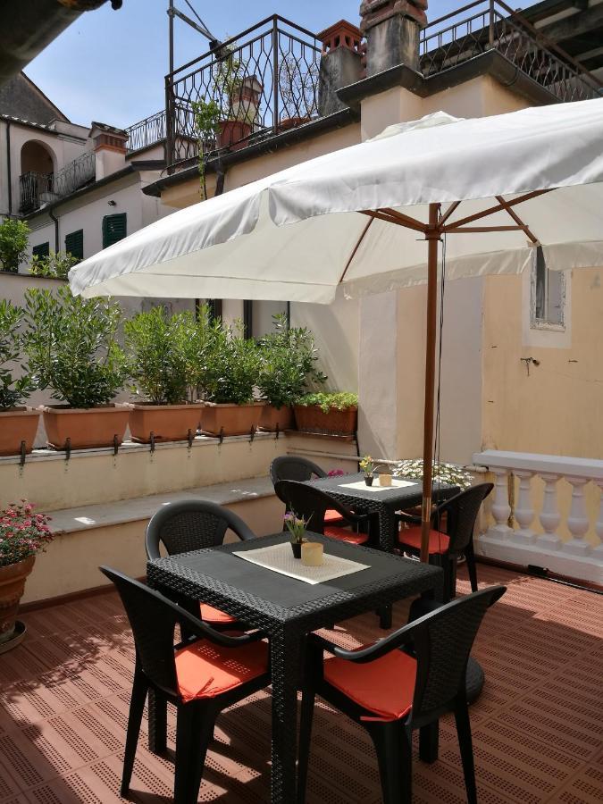 Corte Palazzo Picedi Benettini Sarzana Exteriér fotografie
